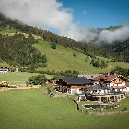 Schmiedhof Gut Apartment กรอสซาร์ล ภายนอก รูปภาพ