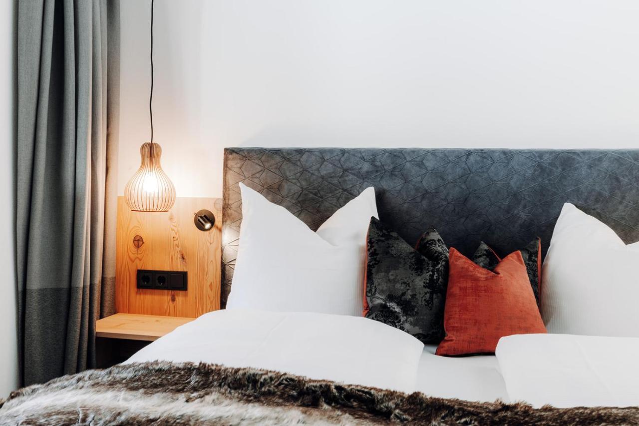 Schmiedhof Gut Apartment กรอสซาร์ล ภายนอก รูปภาพ