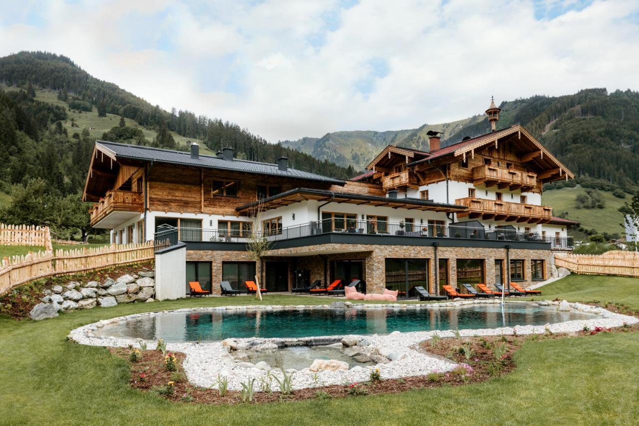 Schmiedhof Gut Apartment กรอสซาร์ล ภายนอก รูปภาพ