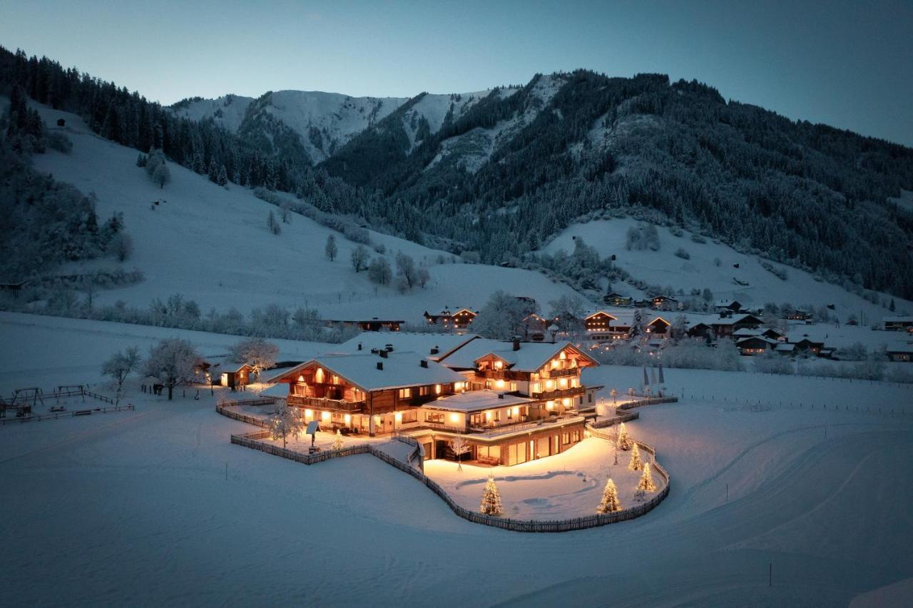 Schmiedhof Gut Apartment กรอสซาร์ล ภายนอก รูปภาพ