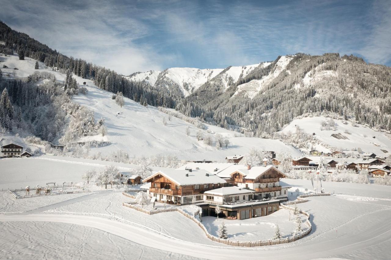Schmiedhof Gut Apartment กรอสซาร์ล ภายนอก รูปภาพ